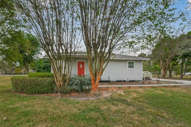 6928 Apache Street, Houston, TX 77028