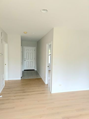 5185 Grand Avenue, Gurnee, IL 60031