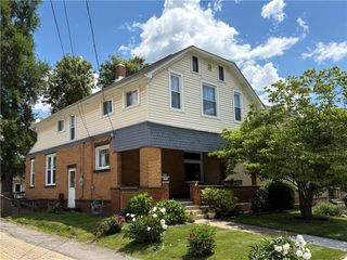 196 Beaver Street, Fallston, PA 15066