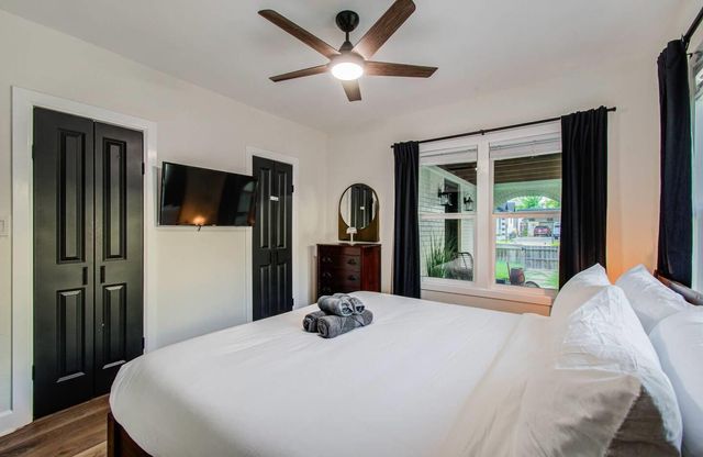 5312 Jefferson Street, Houston, TX 77023