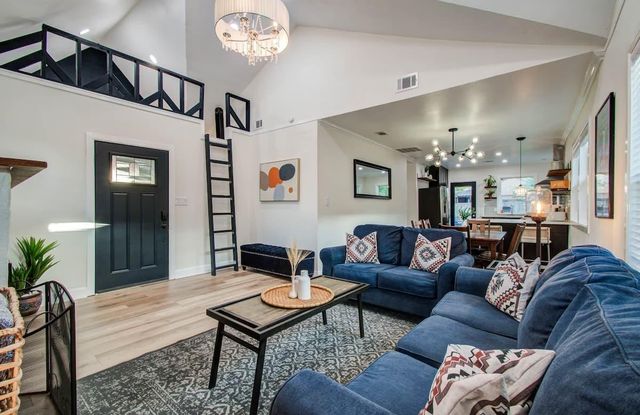 5312 Jefferson Street, Houston, TX 77023