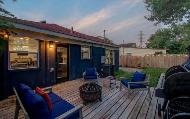 5312 Jefferson Street, Houston, TX 77023