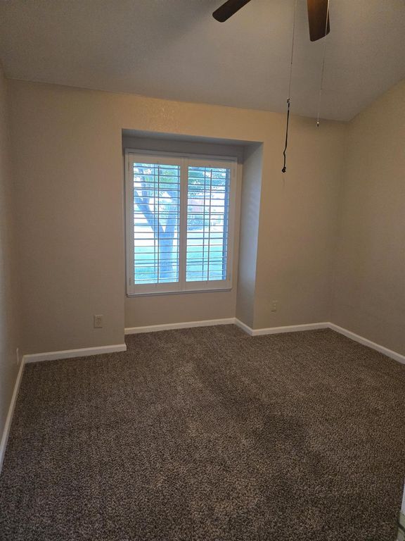 Image 16 of property listing at 1415 E Portland Avenue, Fresno, CA 93720