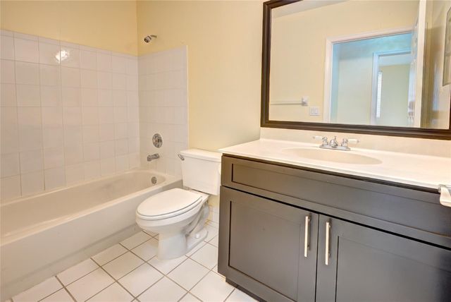 11526 NW 5th Street, Coral Springs, FL 33071