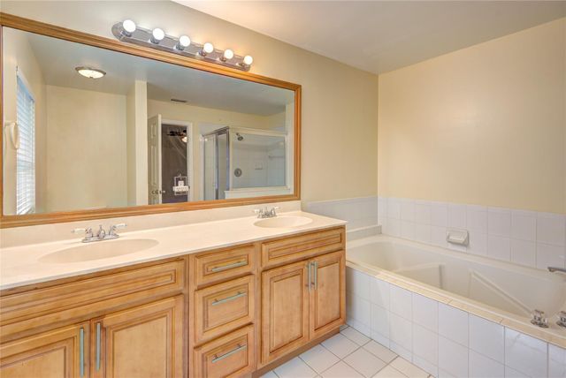 11526 NW 5th Street, Coral Springs, FL 33071