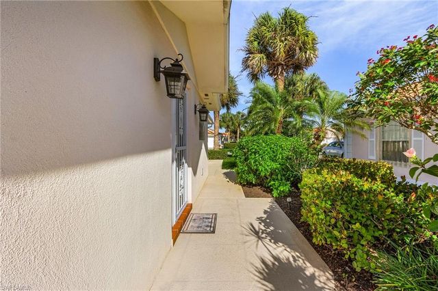 4147 Los Altos CT, Naples, FL 34109