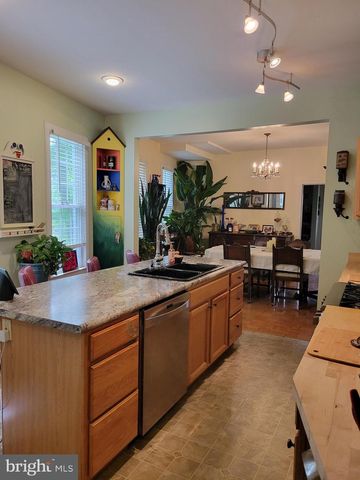 2 BROADWAY CIR, Cumberland, MD 21502