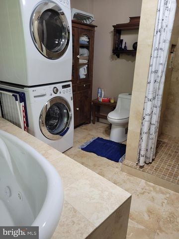 2 BROADWAY CIR, Cumberland, MD 21502