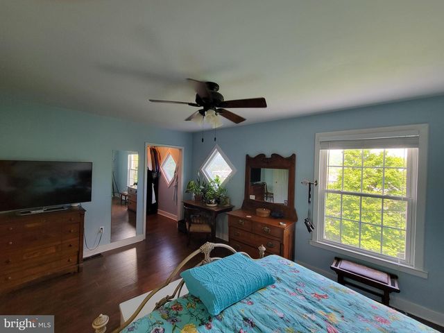 2 BROADWAY CIR, Cumberland, MD 21502
