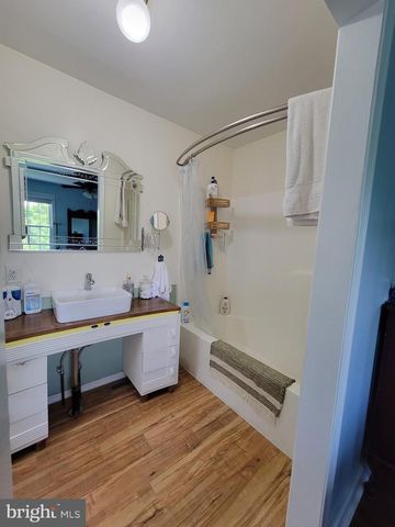 2 BROADWAY CIR, Cumberland, MD 21502