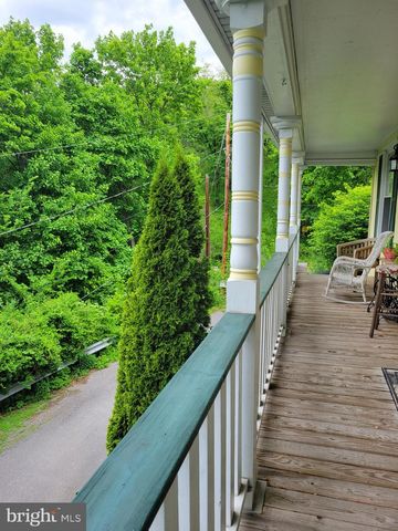 2 BROADWAY CIR, Cumberland, MD 21502