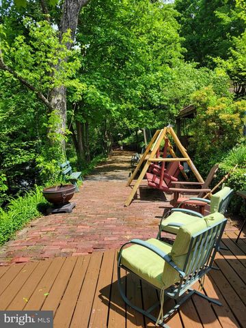 2 BROADWAY CIR, Cumberland, MD 21502
