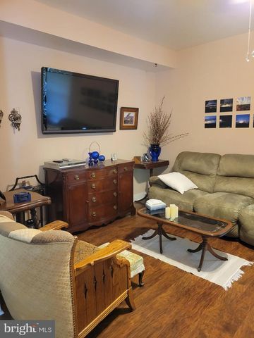 2 BROADWAY CIR, Cumberland, MD 21502