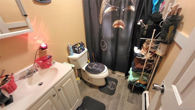 164 Thompson Street, Poughkeepsie, NY 12601