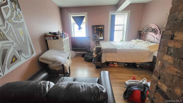 164 Thompson Street, Poughkeepsie, NY 12601