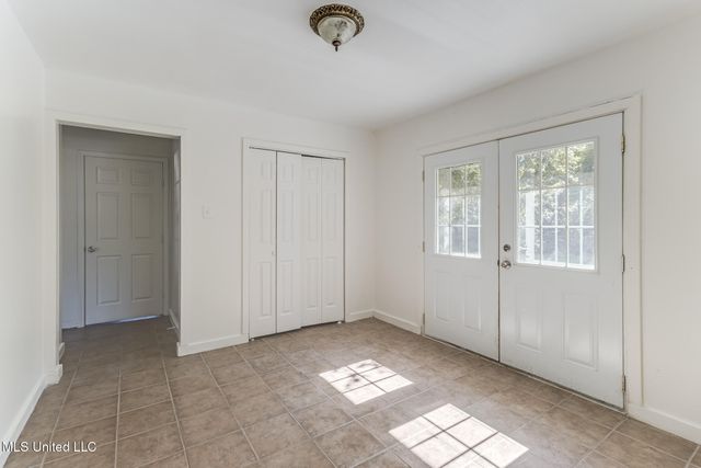 215 Ridgeway Drive, Gulfport, MS 39507