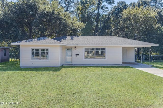 215 Ridgeway Drive, Gulfport, MS 39507
