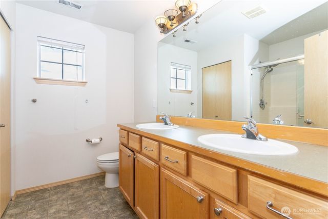 324 Kirkland Place SE, Renton, WA 98056
