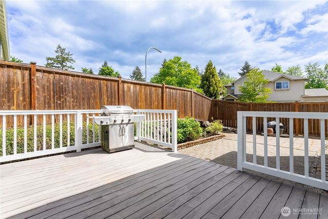 324 Kirkland Place SE, Renton, WA 98056