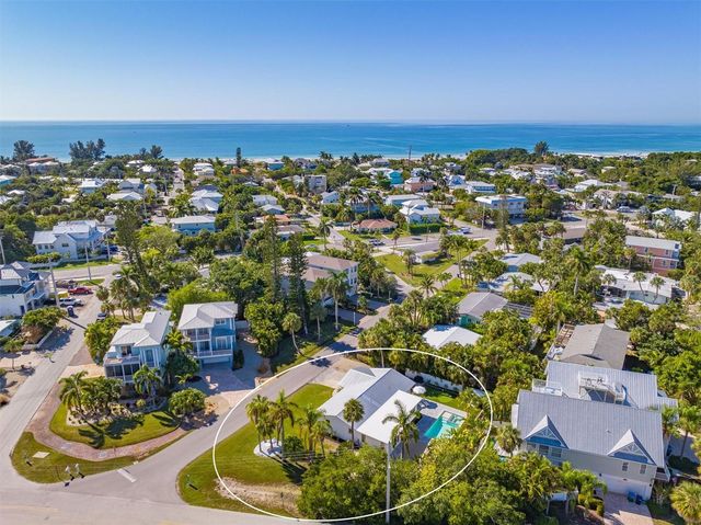 414 79TH STREET, Holmes Beach, FL 34217