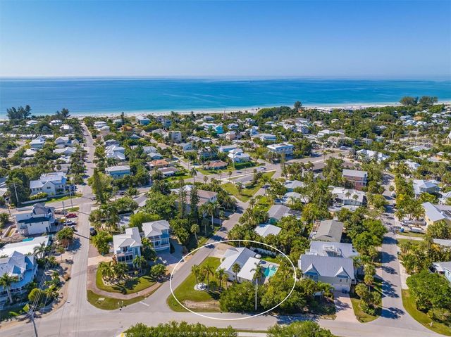 414 79TH STREET, Holmes Beach, FL 34217