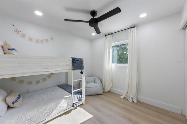 414 79TH STREET, Holmes Beach, FL 34217