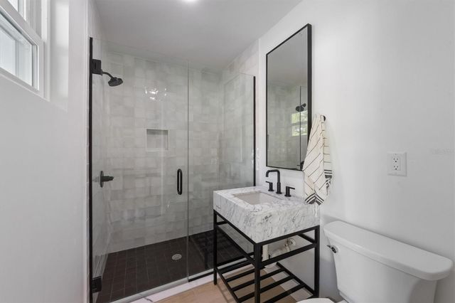 414 79TH STREET, Holmes Beach, FL 34217