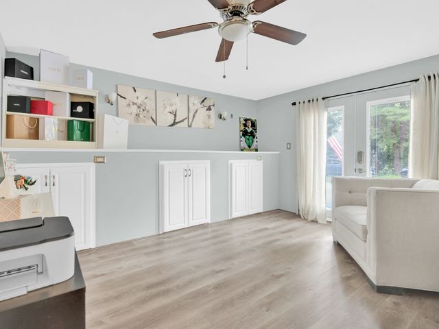 199 Greenville, North Smithfield, RI 02896