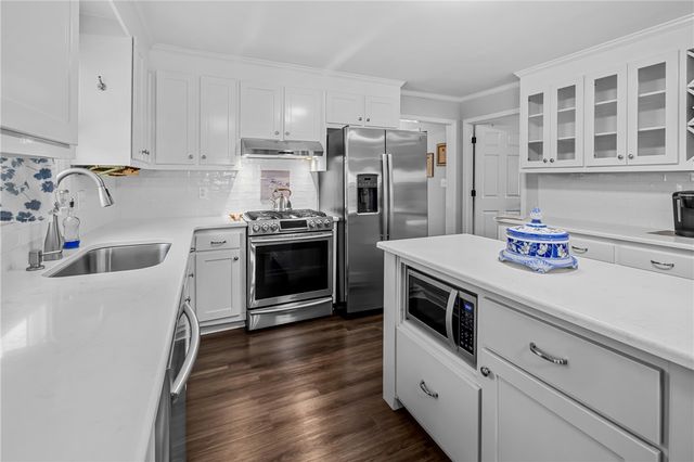 204 Warrington Drive, Easley, SC 29642