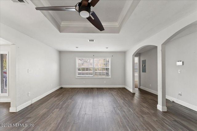 10565 BESSENT Road N, Jacksonville, FL 32218