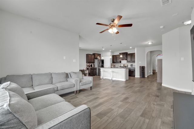 1129 Metaline Trail, Fort Worth, TX 76177