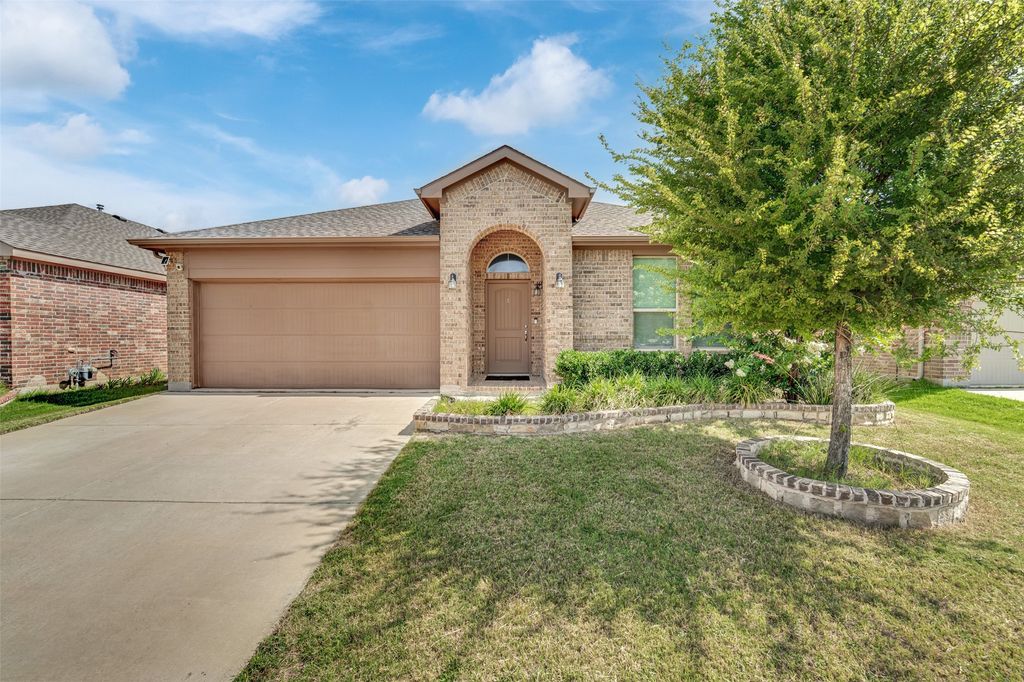 1129 Metaline Trail, Fort Worth, TX 76177