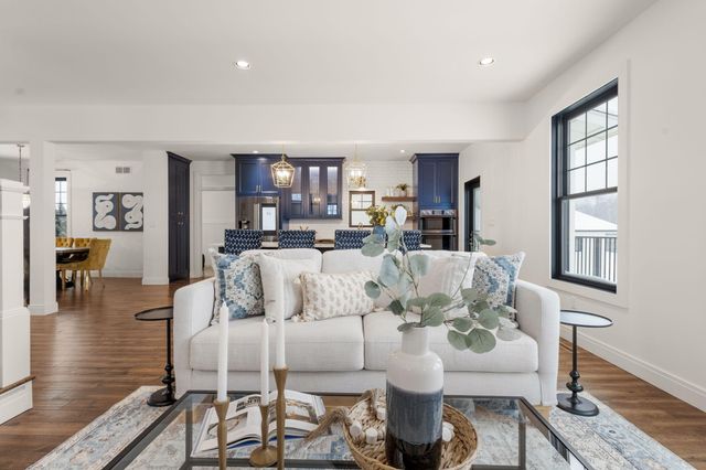 10001 N Beverly Lane, La Porte, IN 46350