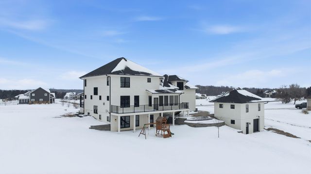 10001 N Beverly Lane, La Porte, IN 46350