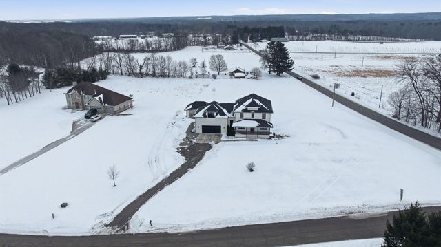 10001 N Beverly Lane, La Porte, IN 46350