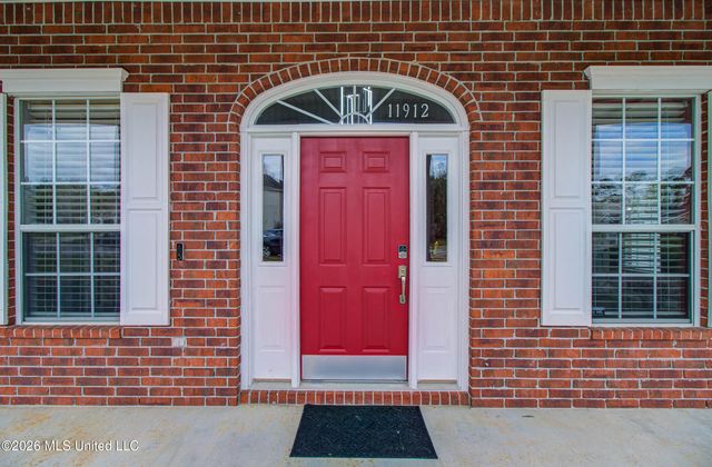 11912 Summerhaven Circle, Gulfport, MS 39503