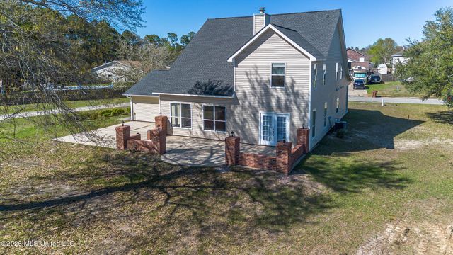 11912 Summerhaven Circle, Gulfport, MS 39503