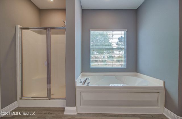 11912 Summerhaven Circle, Gulfport, MS 39503