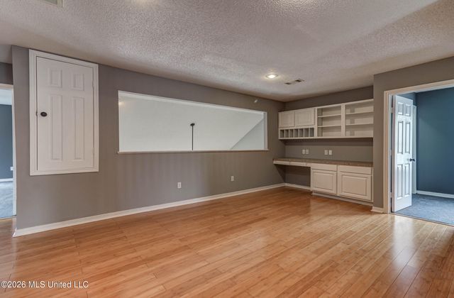 11912 Summerhaven Circle, Gulfport, MS 39503