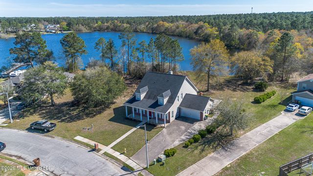 11912 Summerhaven Circle, Gulfport, MS 39503