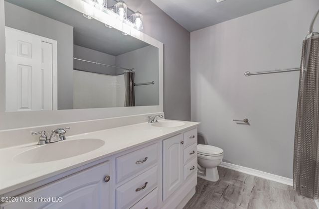 11912 Summerhaven Circle, Gulfport, MS 39503