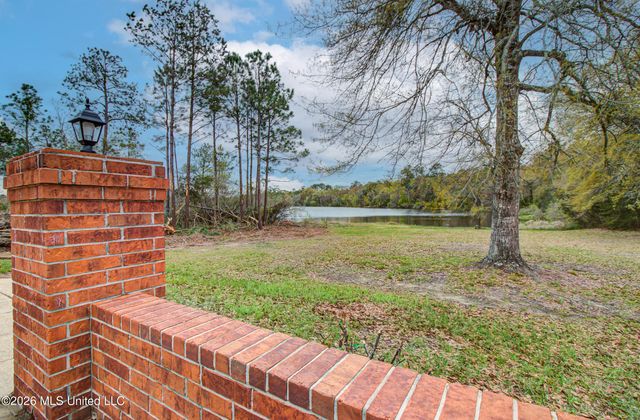 11912 Summerhaven Circle, Gulfport, MS 39503