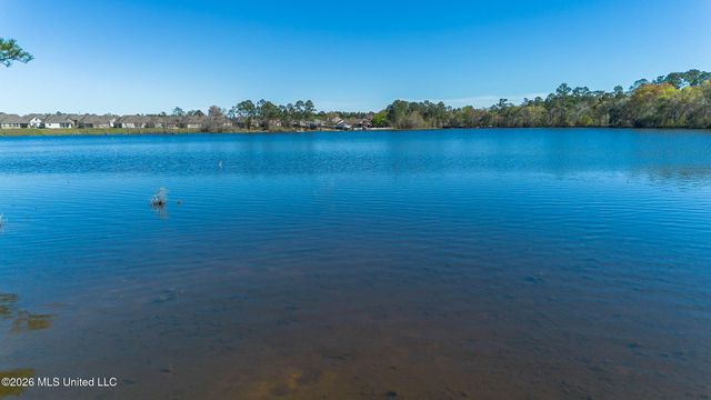 11912 Summerhaven Circle, Gulfport, MS 39503