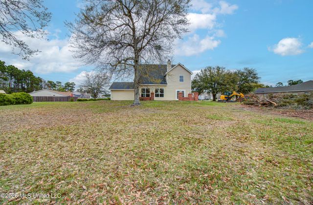 11912 Summerhaven Circle, Gulfport, MS 39503