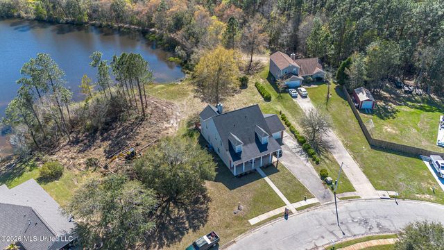 11912 Summerhaven Circle, Gulfport, MS 39503
