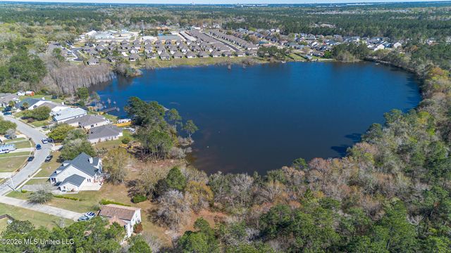 11912 Summerhaven Circle, Gulfport, MS 39503