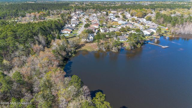 11912 Summerhaven Circle, Gulfport, MS 39503