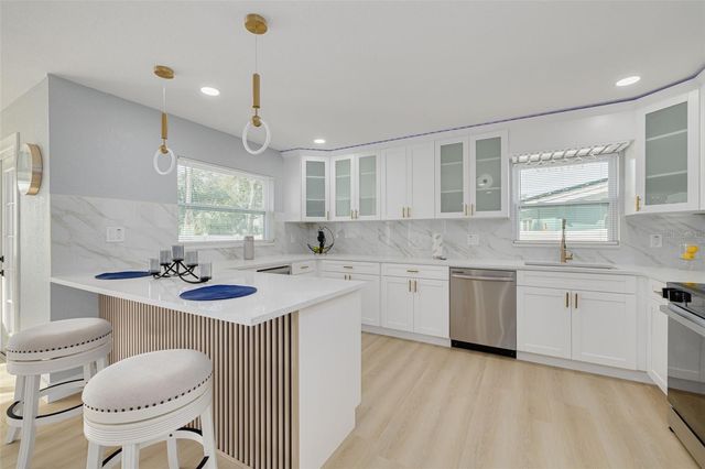 1447 JASMINE WAY, Clearwater, FL 33756