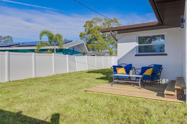 1447 JASMINE WAY, Clearwater, FL 33756