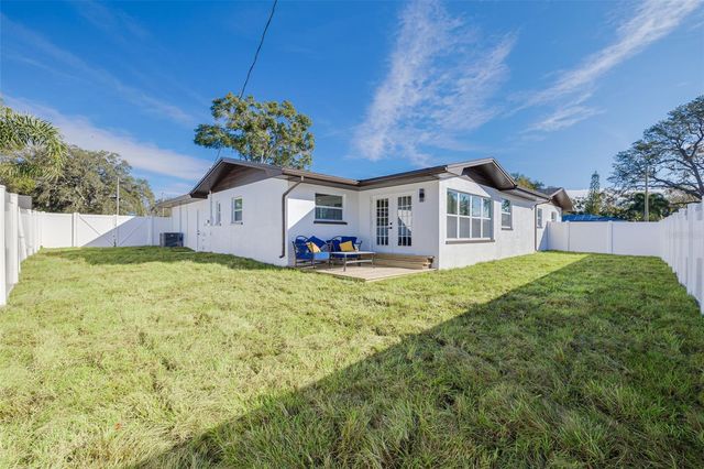 1447 JASMINE WAY, Clearwater, FL 33756